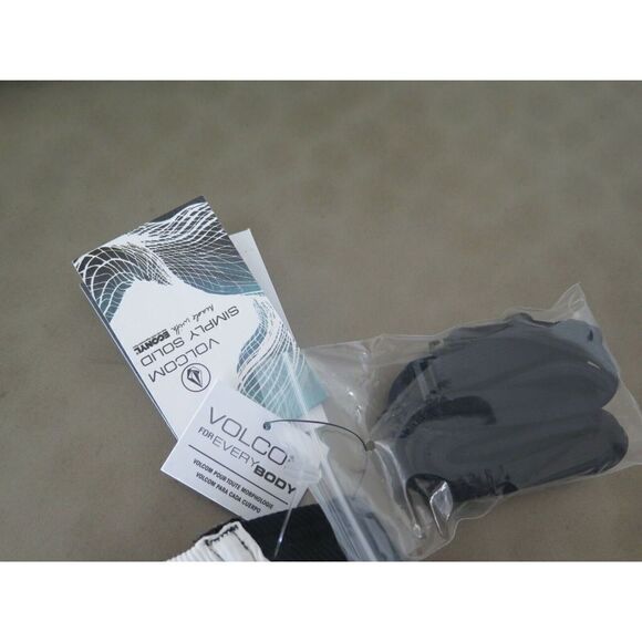 Volcom Sz 14 Simply Solid Rib Bandeau Bikini Top Black White removable straps - Picture 3 of 7